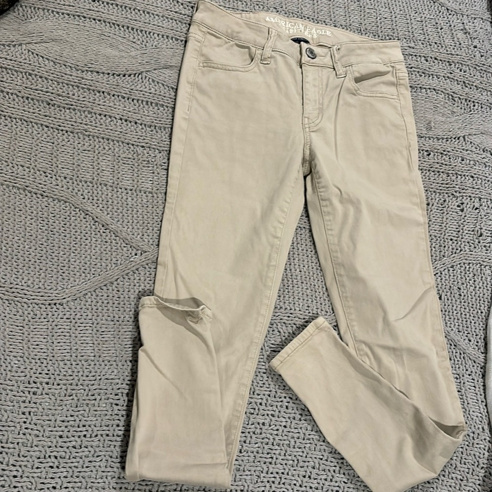 Like new khaki jeggings skinny